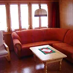 Uf Dr Flue By Interhome